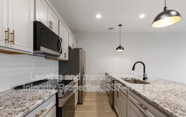 Building Photo - 101 Foster Grove Drive