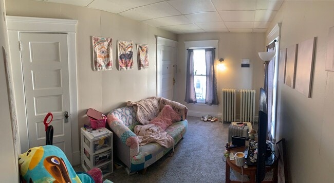 Building Photo - Utilities included 1 bedroom upper Corning ***No Pet Dogs***