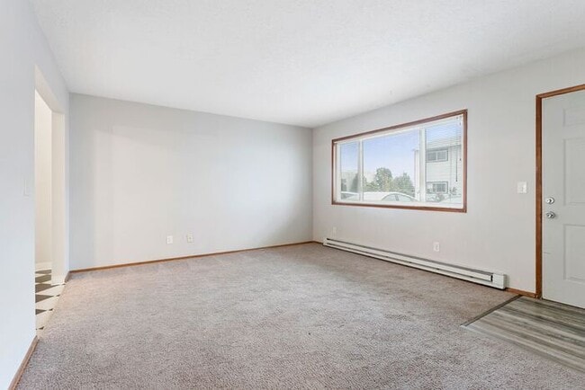 Building Photo - Remodeled 2 bedroom across from Providence...