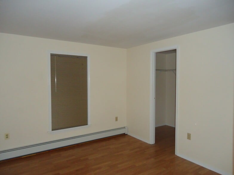 Building Photo - 24 Chilmark St