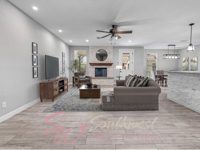 Building Photo - Stunning 5 bedroom, 3.5 bath in Elk Ridge Estates!