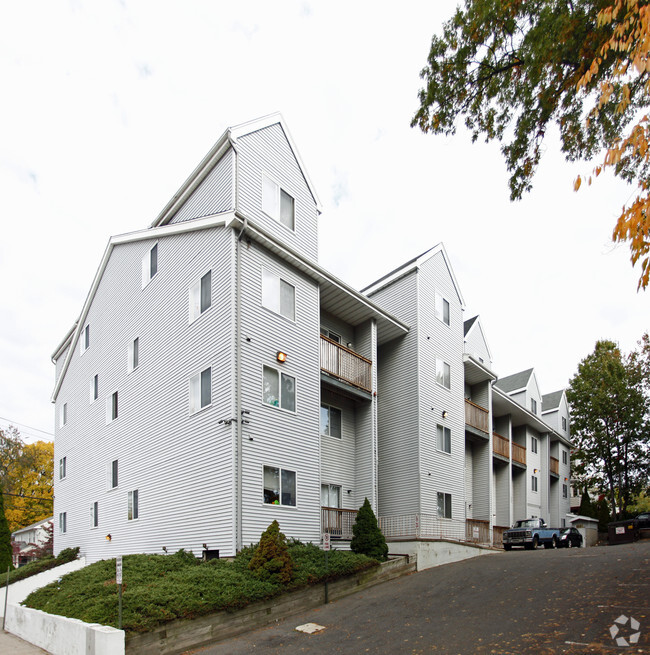 Building Photo - Taft Commons