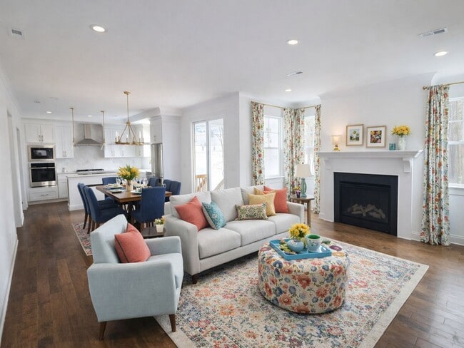 Building Photo - FIRST MONTH FREE - Beautiful 3BR 2.5BA Home in Statesville • 2 Car Garagge Tours