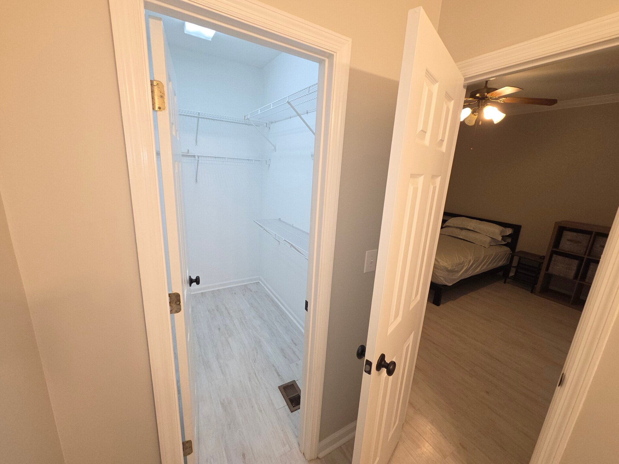 Building Photo - 321 Dulaine Cv