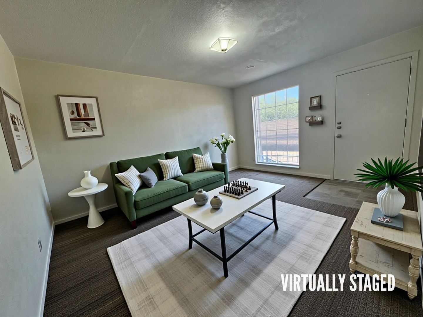 Building Photo - 224 Hold St