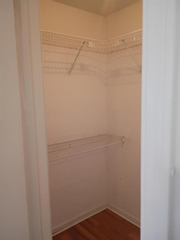 Building Photo - 8713 S Hillcrest Dr