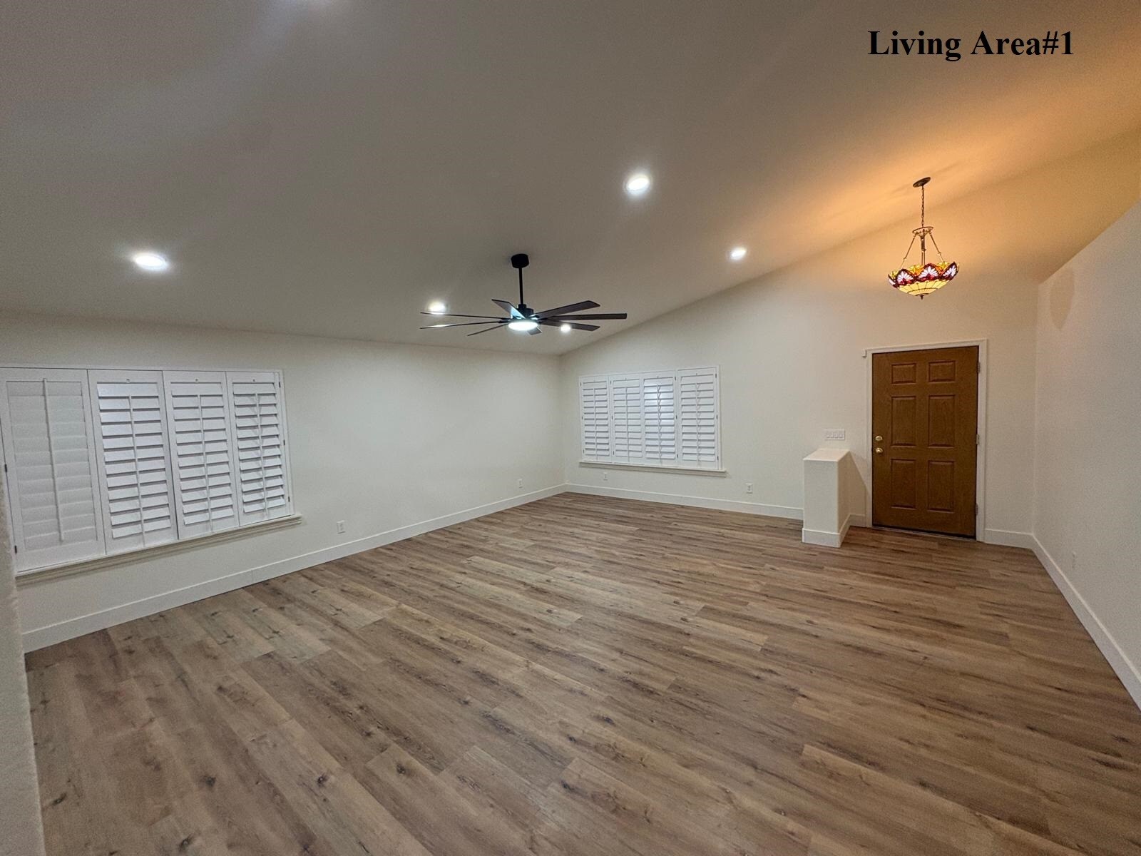 Living area#1 - 461 E Pinto Dr
