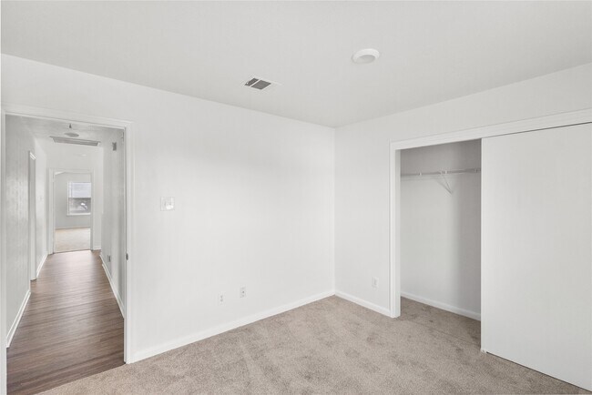 Building Photo - 19138 Larkspur Hills Dr