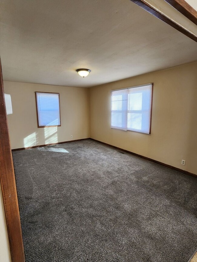 Building Photo - Quaint 1 bedroom home for rent