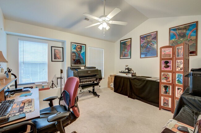 Building Photo - Easy Access to Everything North Charleston Has to Offer