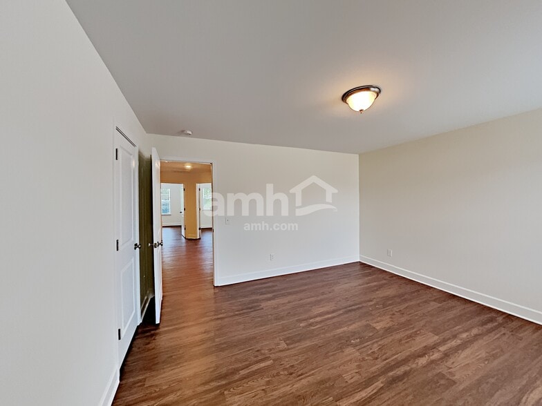 Building Photo - 3576 Butler Rd