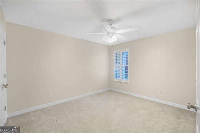 Building Photo - 3405 Regent Pl SW