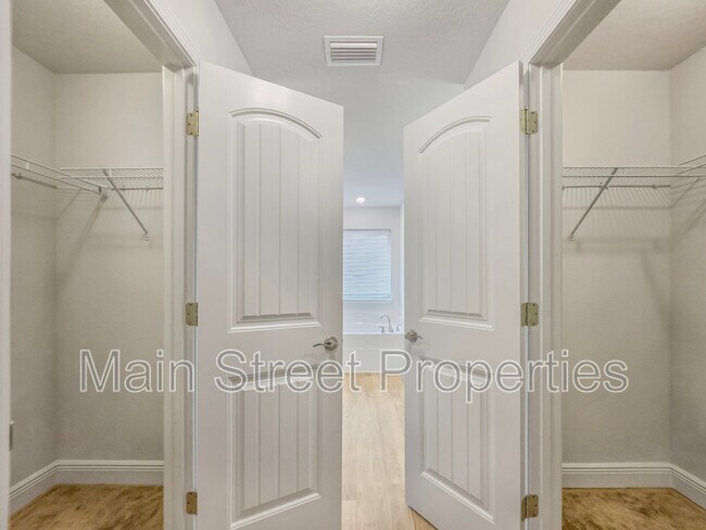 Building Photo - 4839 Legacy Street