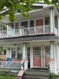 Building Photo - 1714 Castle Ave