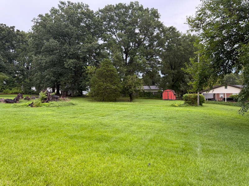 Building Photo - 407 N Ireland St