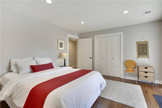 Building Photo - 808 Buckeye St