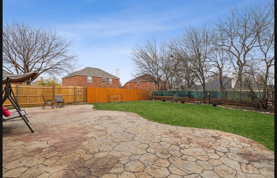 Building Photo - 2453 Graystone Dr
