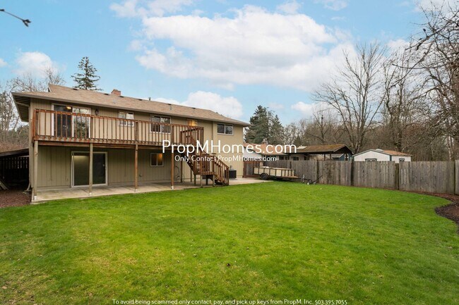 Building Photo - Updated Four Bedroom Home w/ Huge Yard!