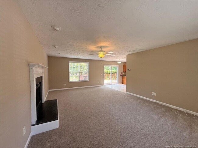 Building Photo - 42 Grayson Pl