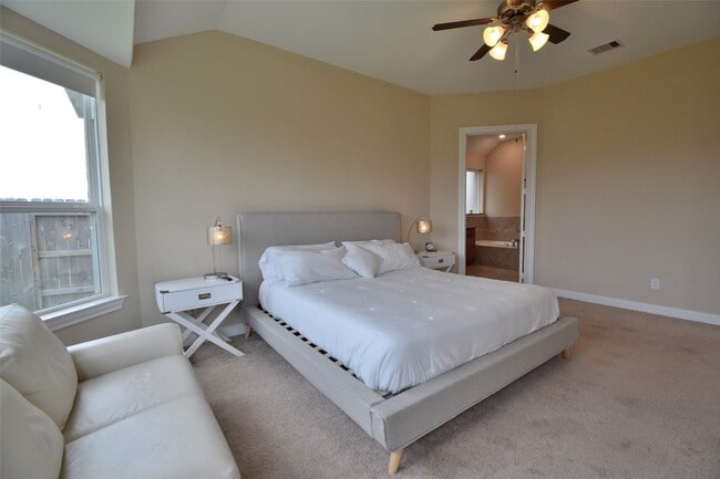 Building Photo - 24610 Windmill Canyon Ln