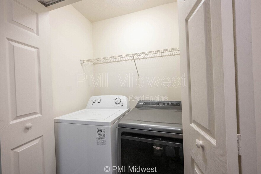 Building Photo - 3070 Wildcat Ln
