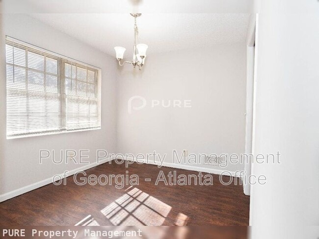 Building Photo - 772 Rogers Way SW