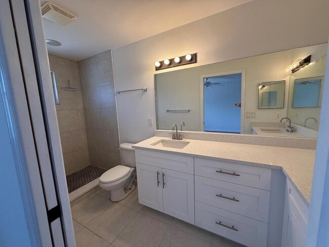 Building Photo - 3134 Coral Ridge Dr