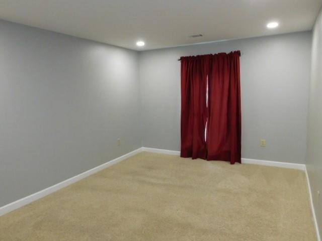 Building Photo - 4115 Pine Heights Dr NE