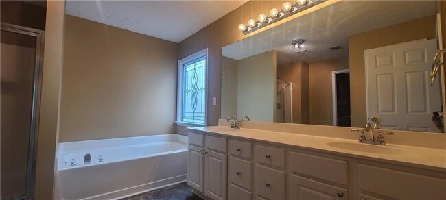 Building Photo - 2920 Cooper Woods Dr