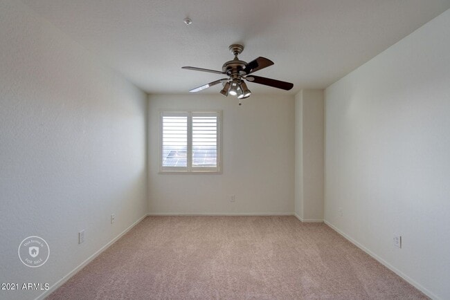 Building Photo - Gorgeous 4 Bed 3 Bath 3 Car home in Peoria with community Pool