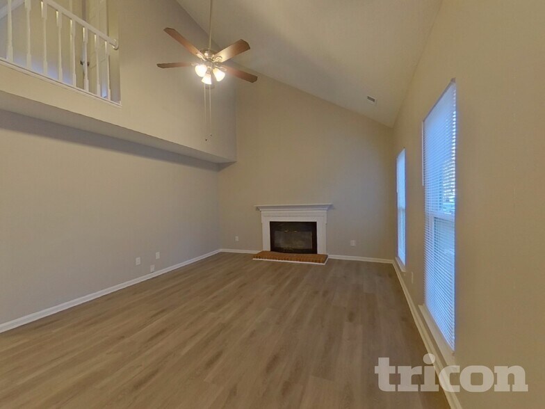 Building Photo - 3223 Harris Mill Ln