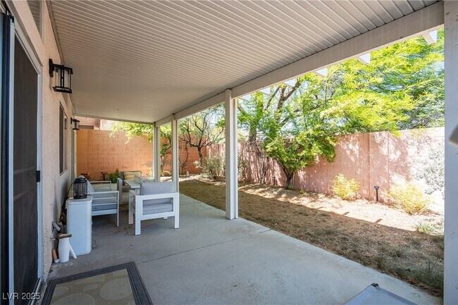 Building Photo - 1712 Pacific Sandstone Pl