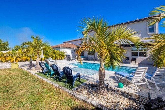 Building Photo - 8175 NW Greenbank Cir