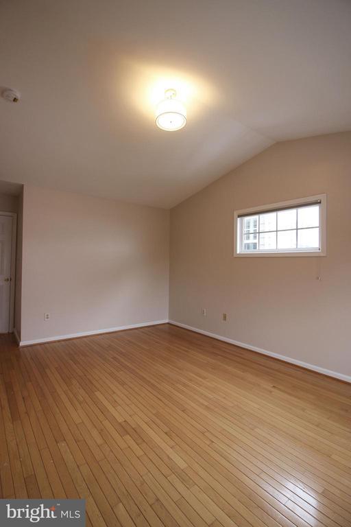 Building Photo - 243 Winter Walk Dr