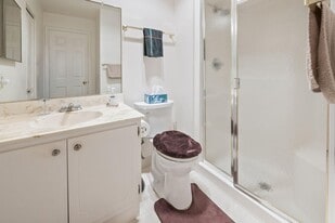 Building Photo - 937 W Heritage Ct