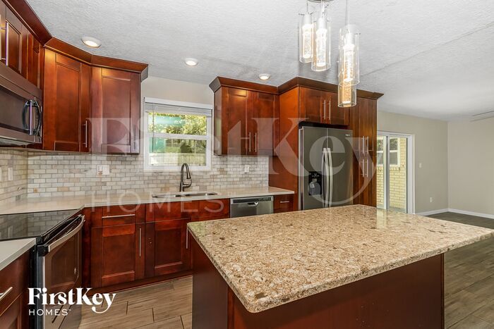 Building Photo - 1270 Arbor Cir