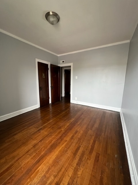 Building Photo - 8038 S Maryland Ave