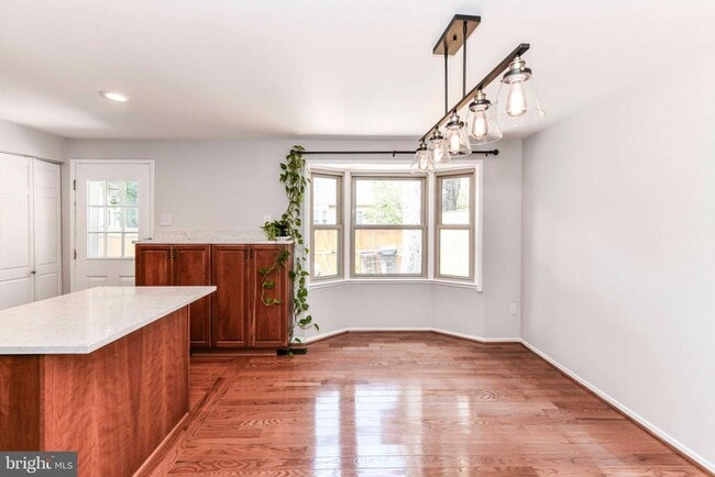 Building Photo - 261 Gundry Dr