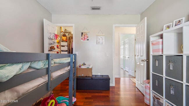 Building Photo - 7766 Betty Louise Dr