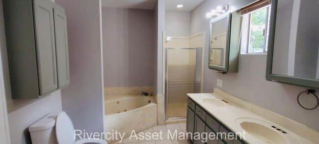 Building Photo - Midtown Masterpiece!!! Move-In Ready!!!!!
