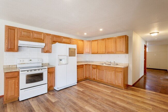 Building Photo - Durango 5 Bed 3 Bath Rental Home