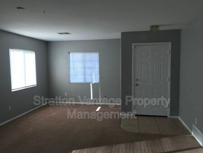 Building Photo - 12525 W Rosewood Ln