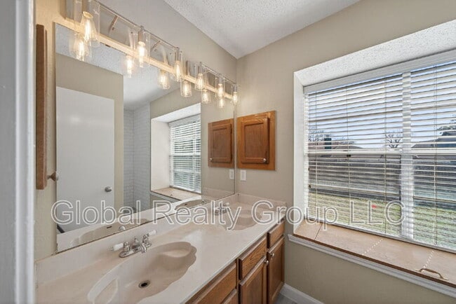 Building Photo - 8120 Forest Dawn