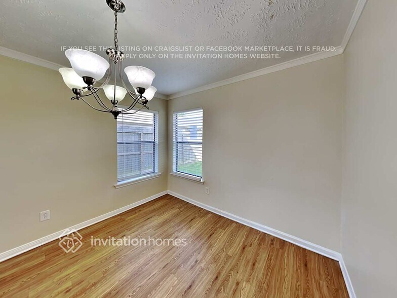 Building Photo - 3138 Mesquite Dr