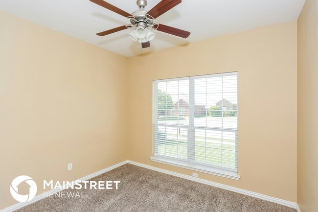 Building Photo - 279 Edison Ln