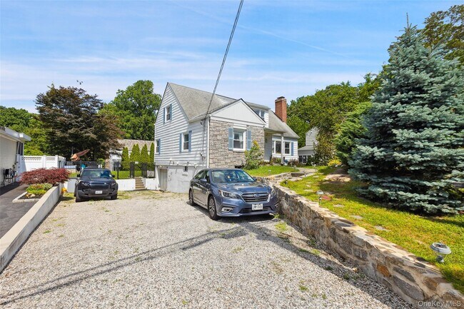 Building Photo - 69 Ardell Rd