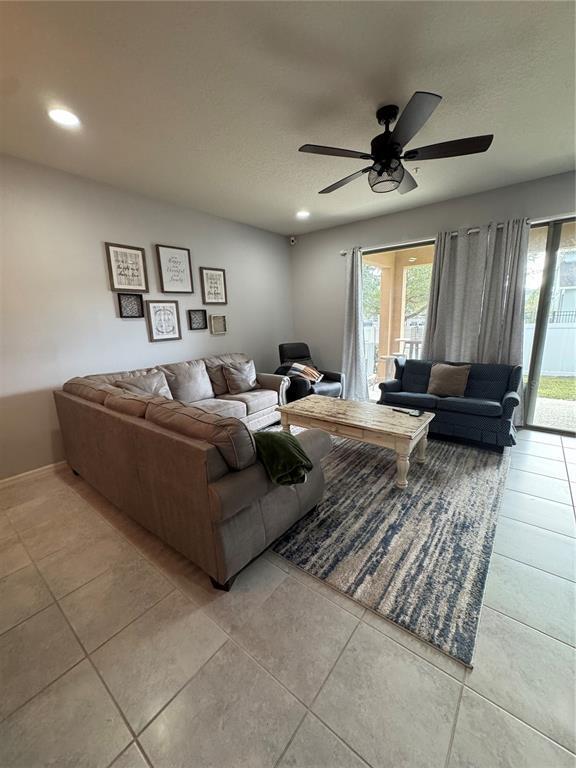 Building Photo - 1148 Pavia Dr