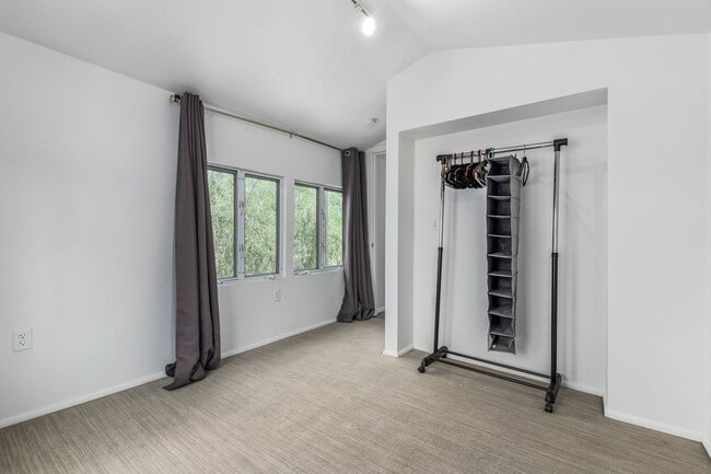 Building Photo - First Month Free - Two Bedroom Townhome in Garfield District!