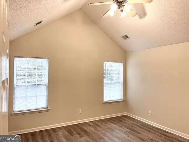 Building Photo - 29 Preserve Dr