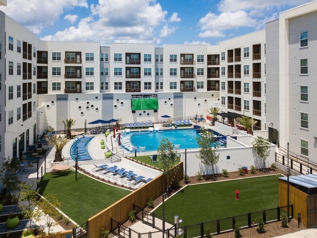 amenities-image-8 - The Lyndon